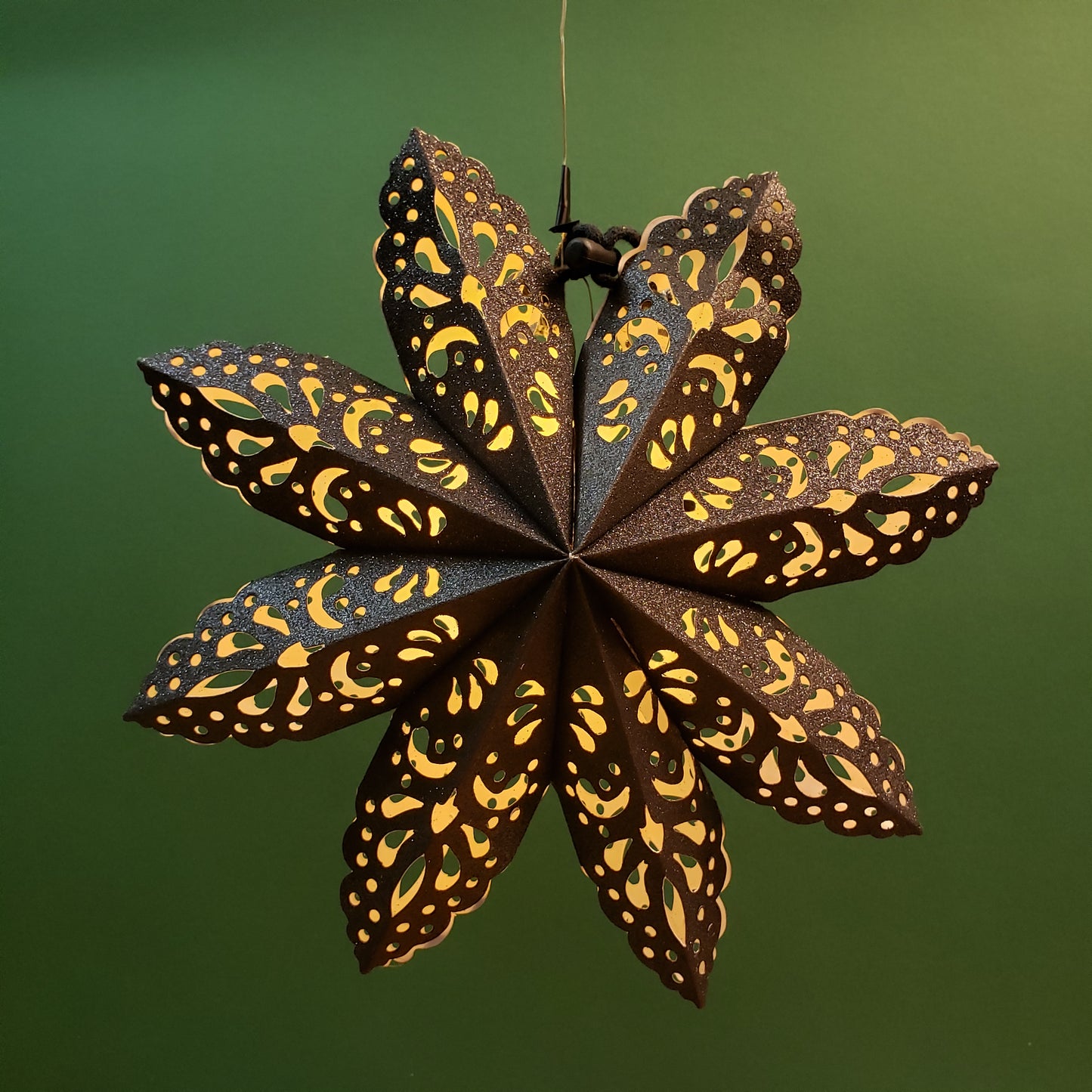 Origami Schwarzer Stern Nr. 1  (20 cm)